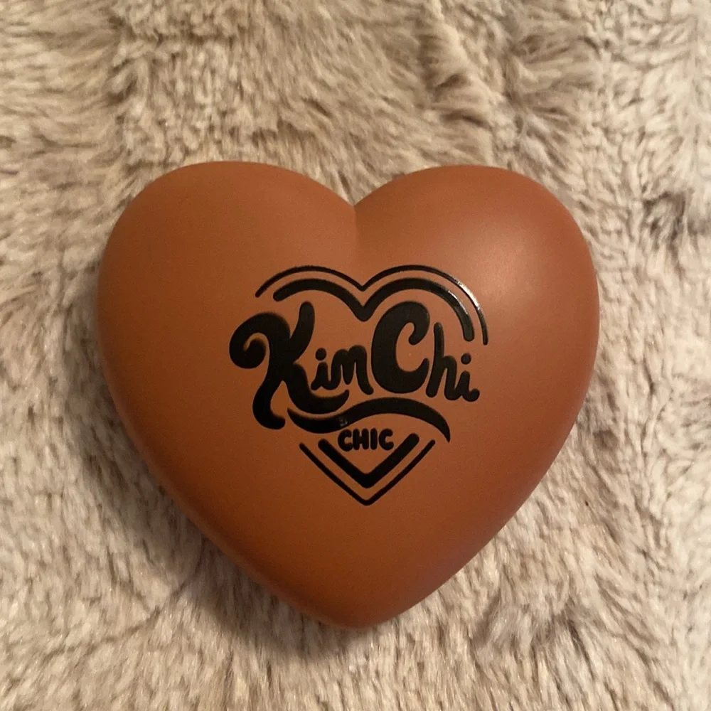 NIB KimChi Chic 04 I Went to Miami Bronzer